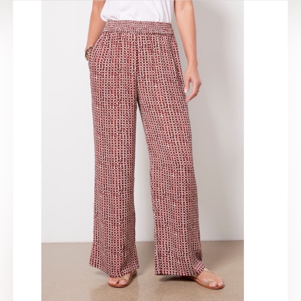 Evereve Drew Print Smocked Waist Wide Leg Pants Size M